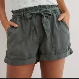 Aerie High Waist Lyocell Olive Green Paper Bag Shorts Size XS